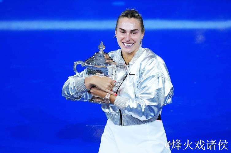 2026赛季WTA年度最佳球员公布 萨巴伦卡荣膺桂冠 2026赛季WTA年度最佳球员公布 萨巴伦卡荣膺桂冠